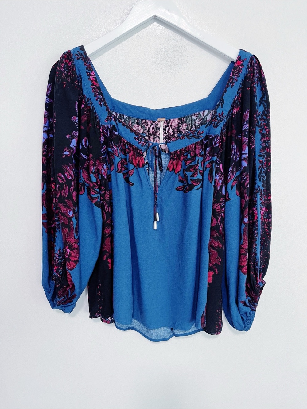 BOGO! Free People Wild Memories Floral Square Neck Top Blue Size Medium - Picture 2 of 6
